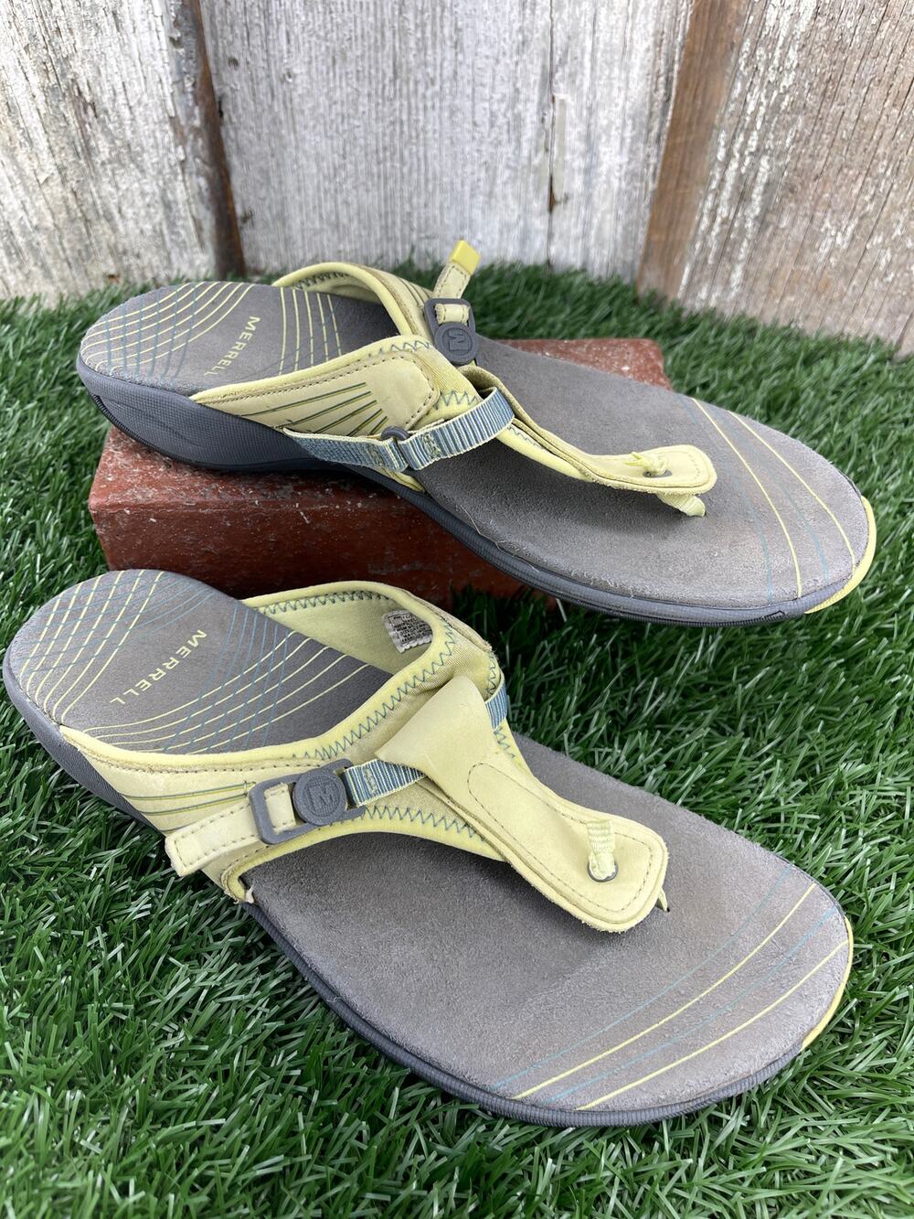 Merrell Pansy Citrus Bungee Thong Sandals Green Women's 8